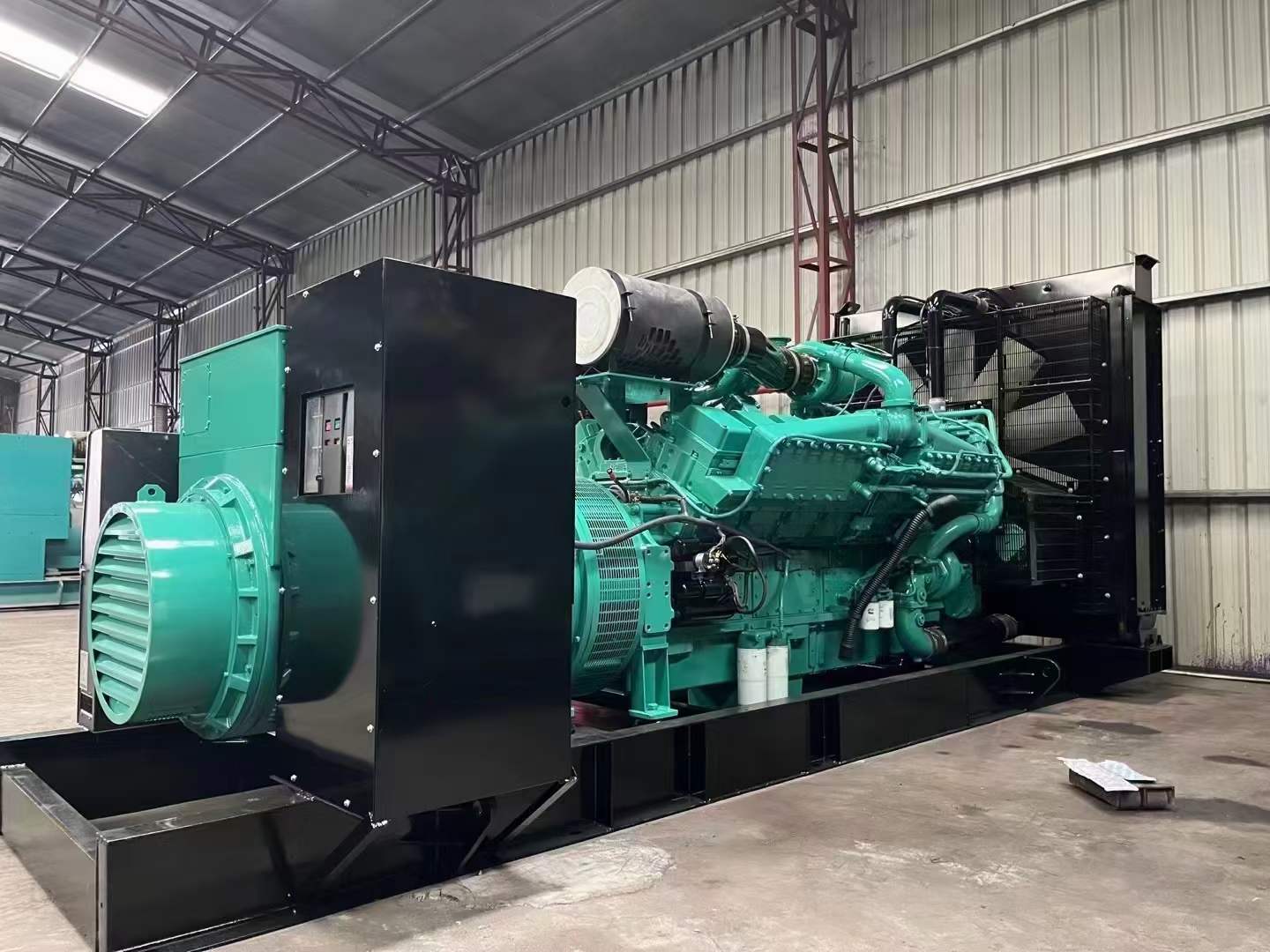 牟平如何降低 800kW 柴油发电机输出电流的波动？